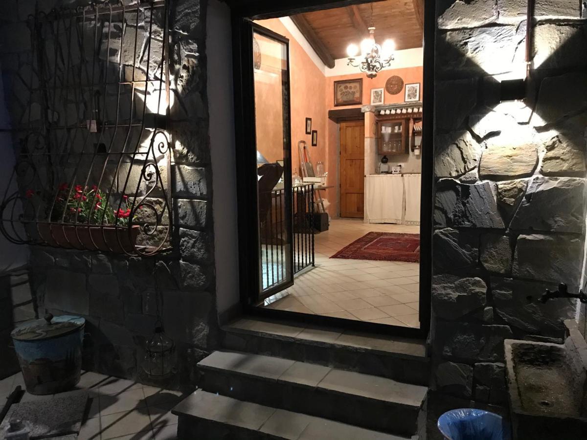 Borgo Manca Suite Sasso di Castalda Exterior foto